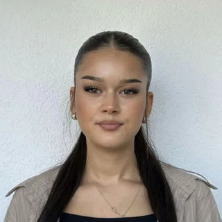 Valentina Schmidt, exojob Team